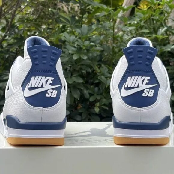 Nike Air Jordan 4 - Picture 5 of 5